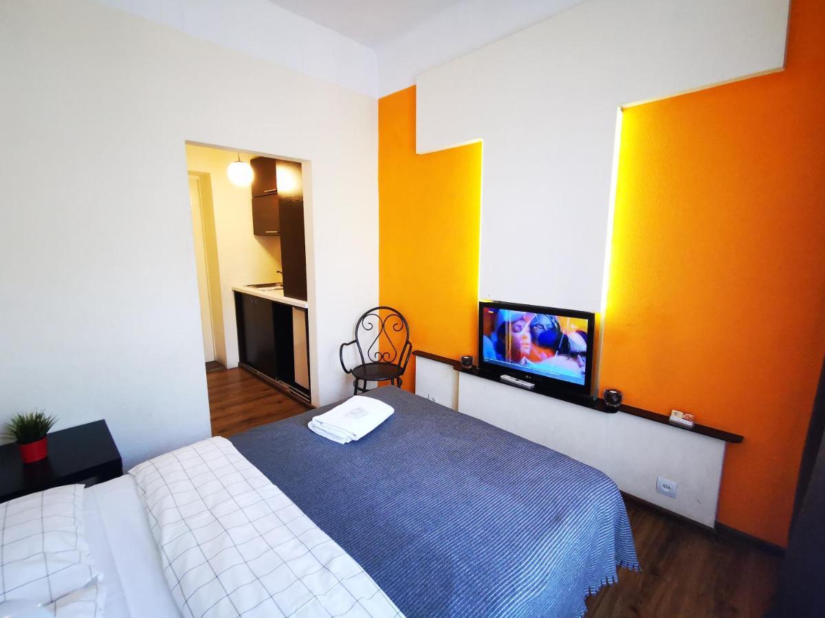 Orange Studio With Balcony Apartment Klaipeda Exterior photo